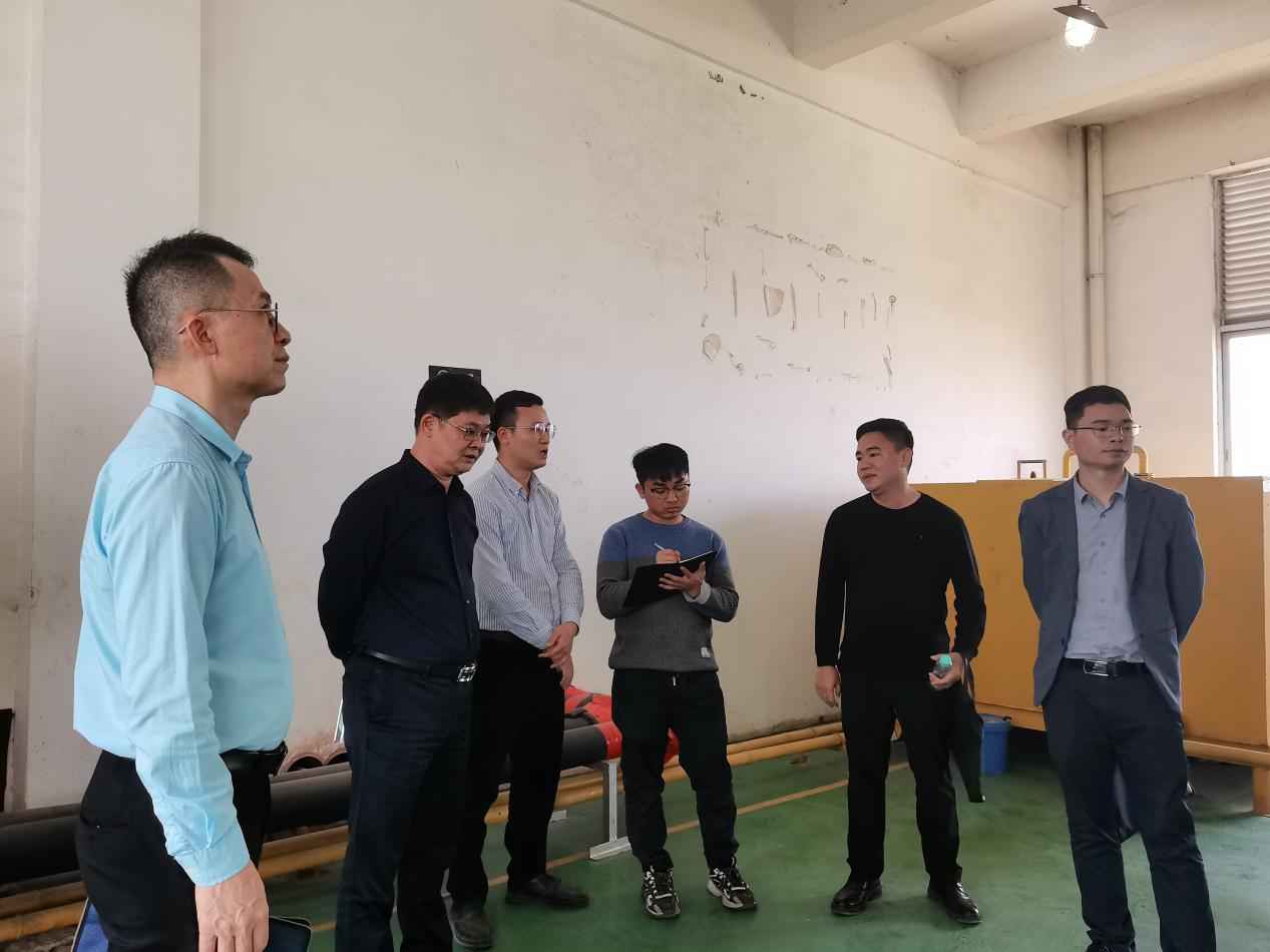 玉林市国资委检查组深入玉林市检验检测中心有限公司开展安全生产检查工作